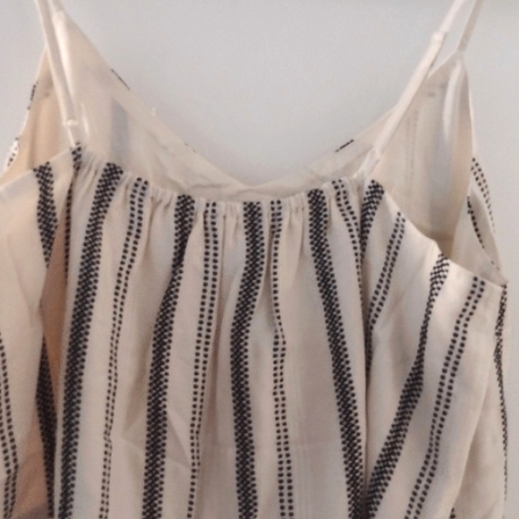 LOFT Boho Striped Sleeveless Romper Size Medium Neutral Minimalist - Picture 9 of 10